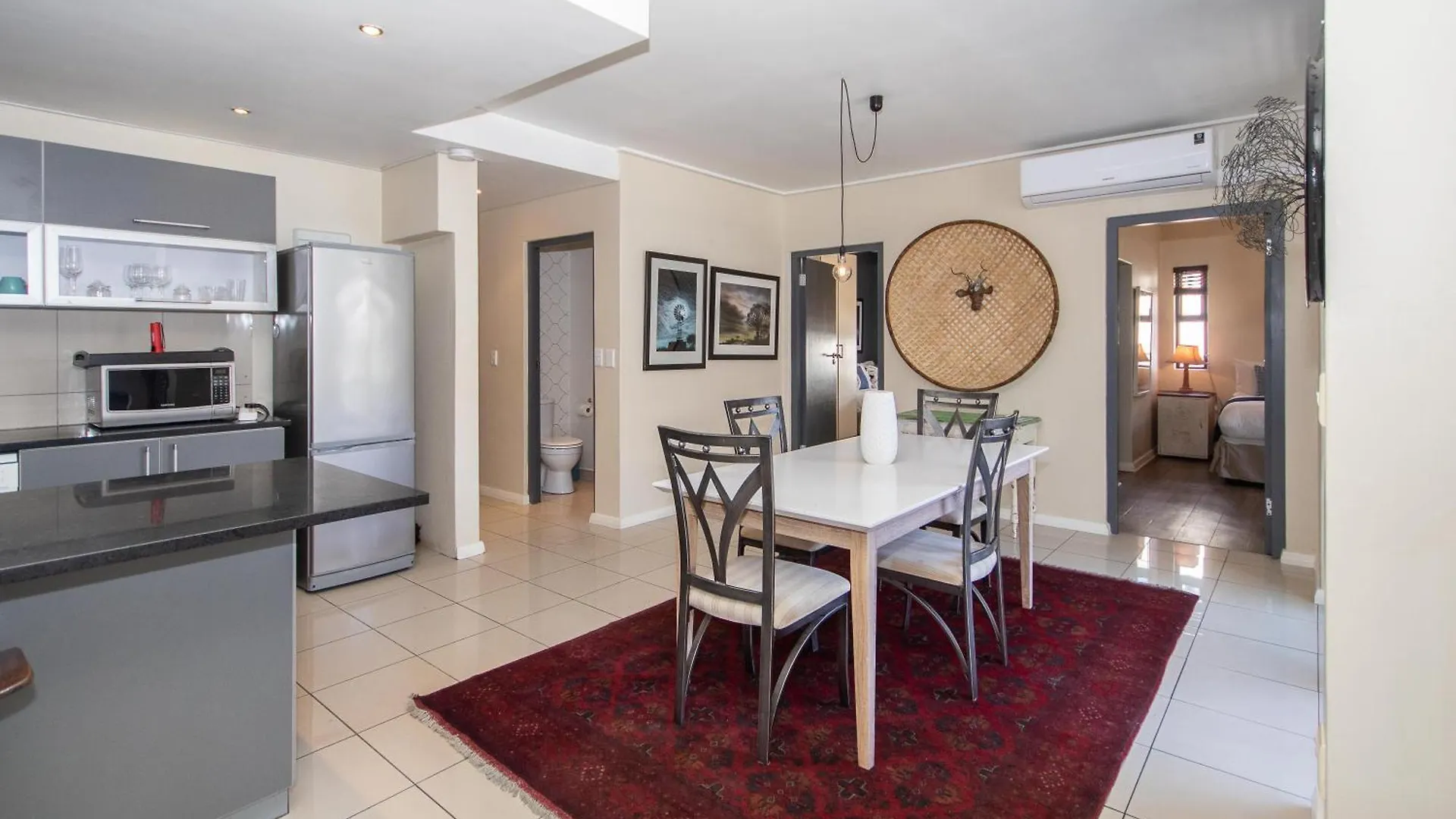 City Bowl Stylish Home, All In Walking Distance Flatrock Cape Town