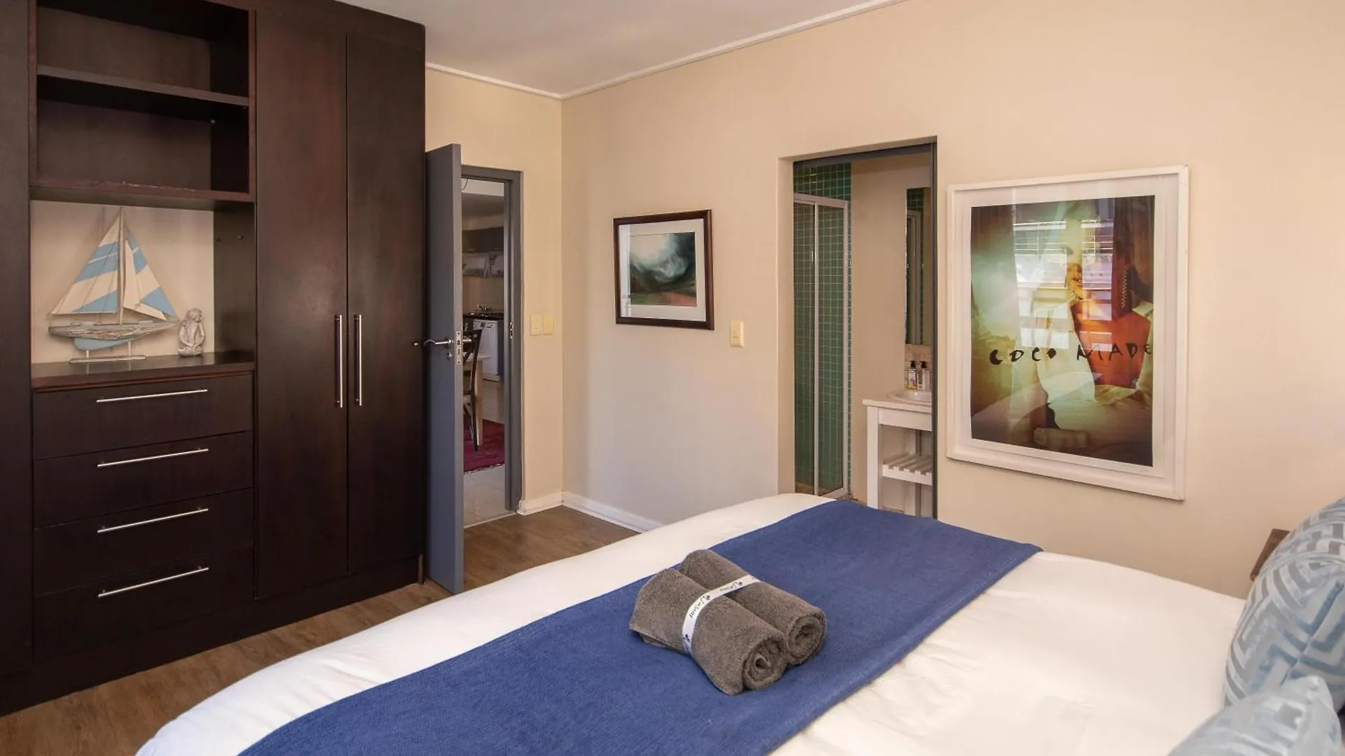 City Bowl Stylish Home, All In Walking Distance Flatrock Cape Town Apartment